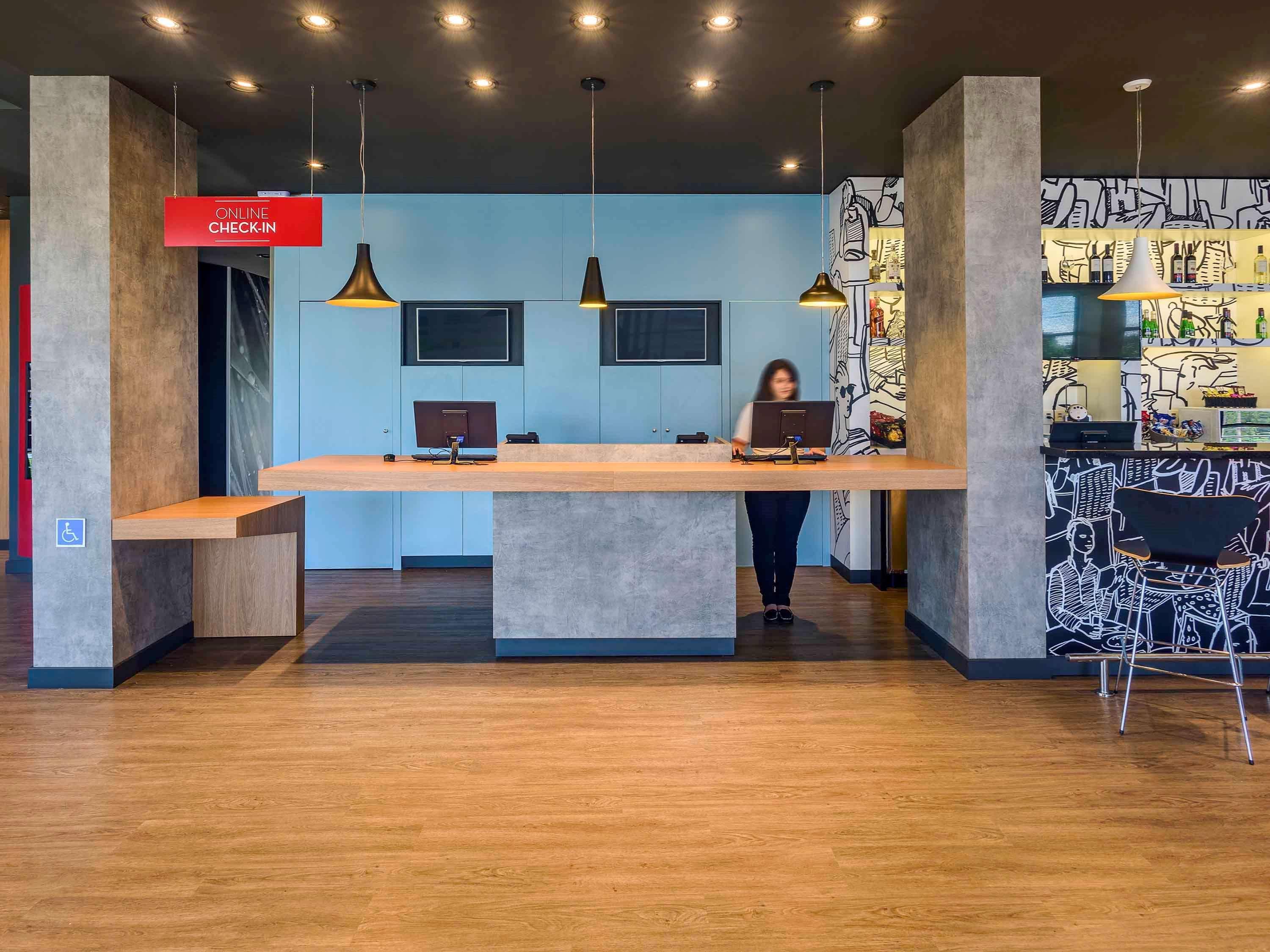 Ibis Guaiba Hotel Екстериор снимка